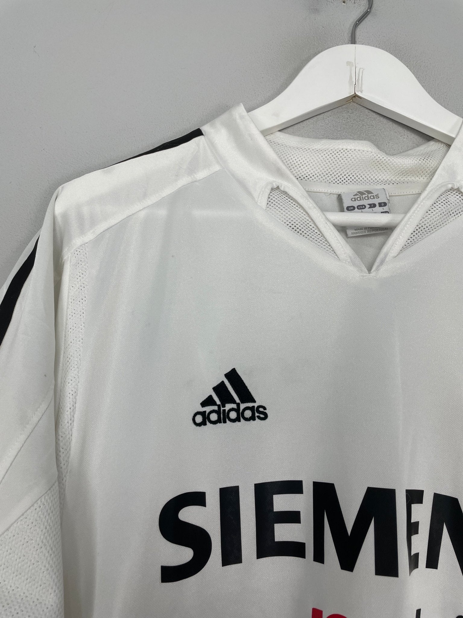 Shop 2004/05 REAL MADRID RONALDO #9 HOME SHIRT (L) ADIDAS, classic football shirts, vintage football shirts & retro soccer jerseys at Cult Kits