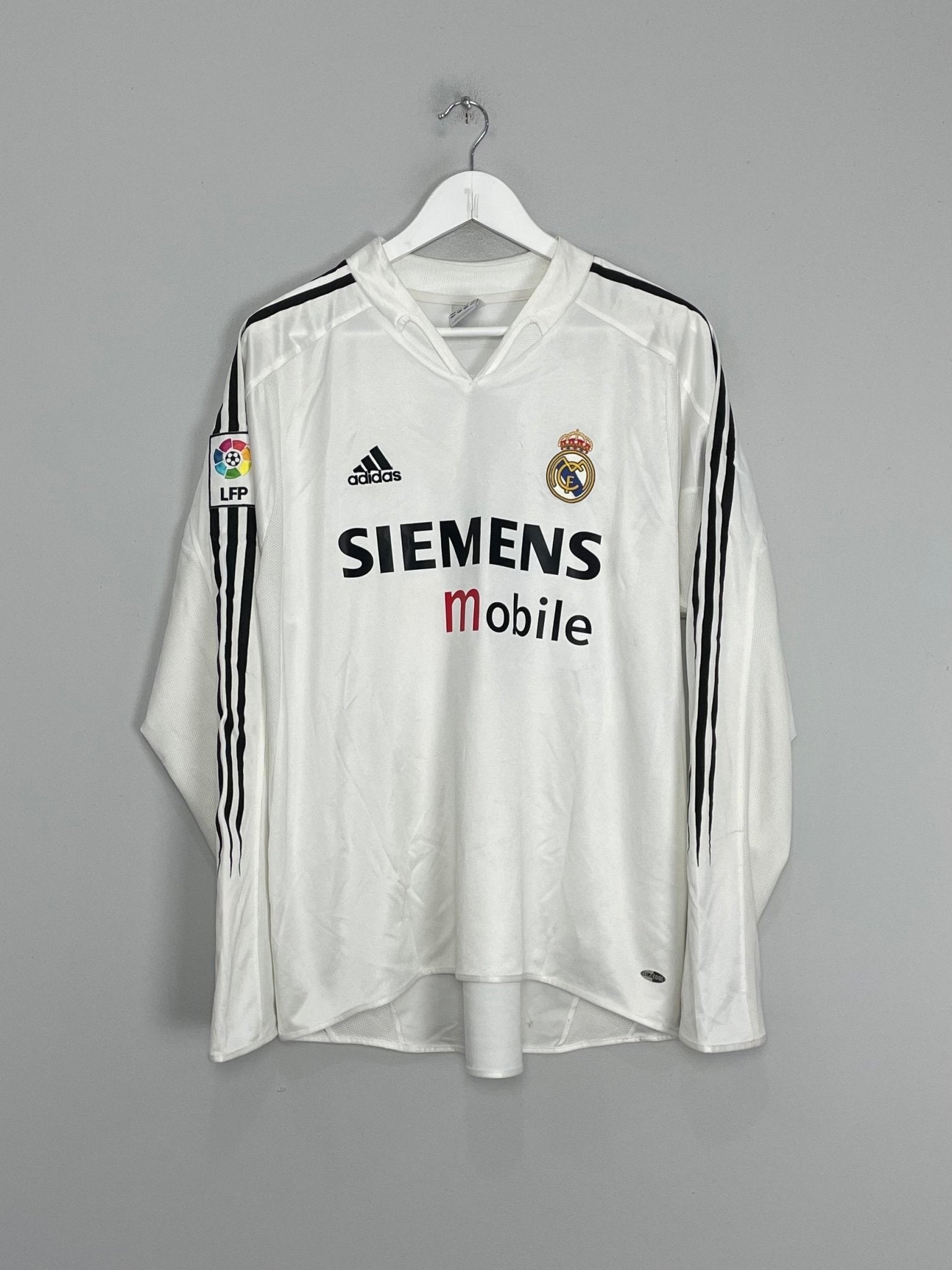 Shop 2004/05 REAL MADRID RONALDO #9 L/S HOME SHIRT (L) ADIDAS, classic football shirts, vintage football shirts & retro soccer jerseys at Cult Kits