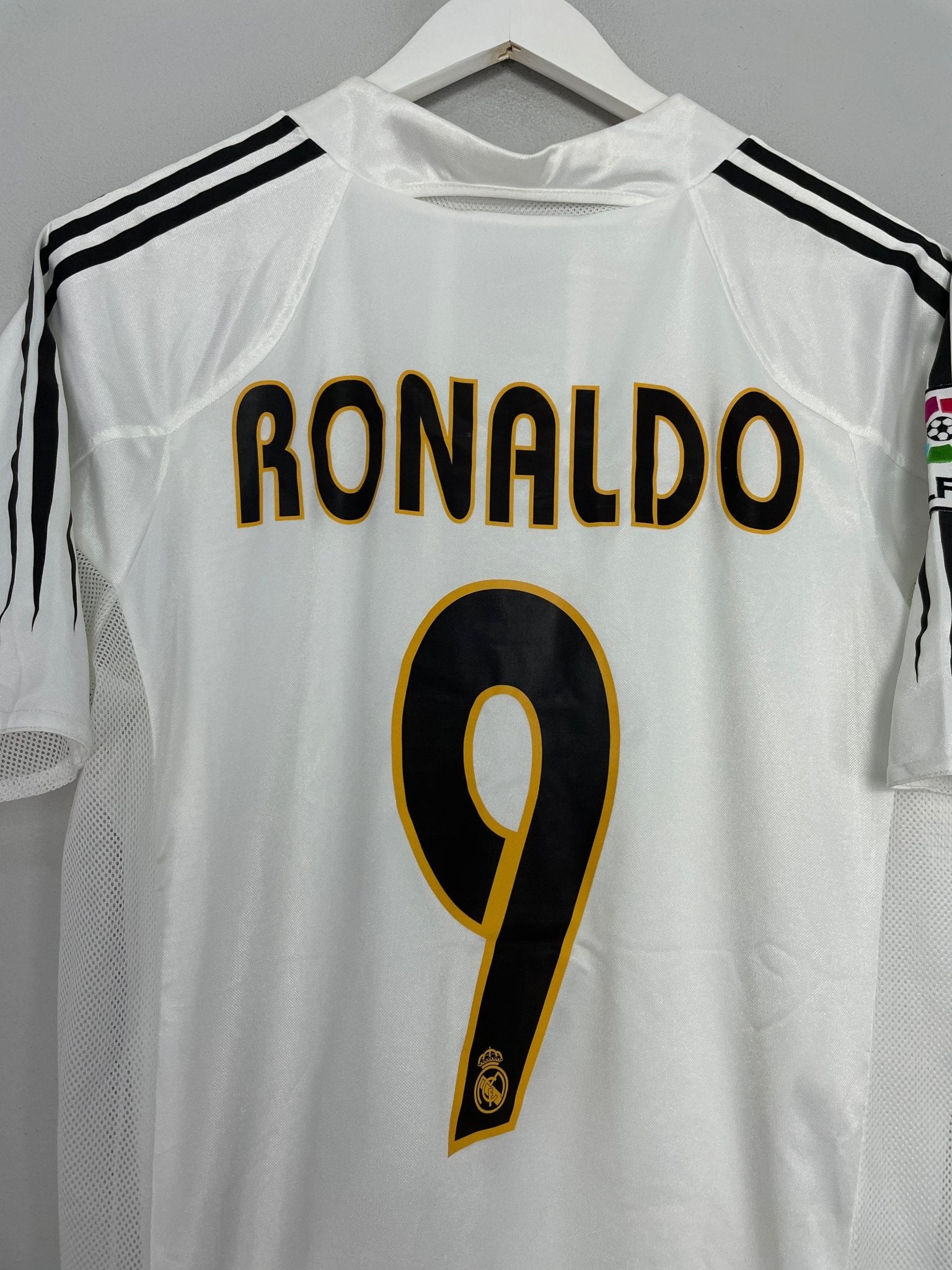 Shop 2004/05 REAL MADRID RONALDO #9 *PLAYER ISSUE* HOME SHIRT (M) ADIDAS, classic football shirts, vintage football shirts & retro soccer jerseys at Cult Kits