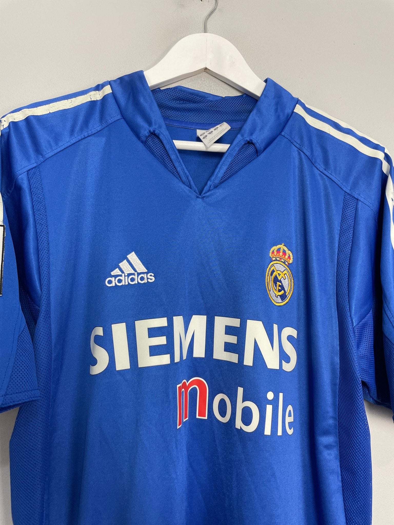 Shop 2004/05 REAL MADRID RONALDO #9 THIRD SHIRT (M) ADIDAS, classic football shirts, vintage football shirts & retro soccer jerseys at Cult Kits
