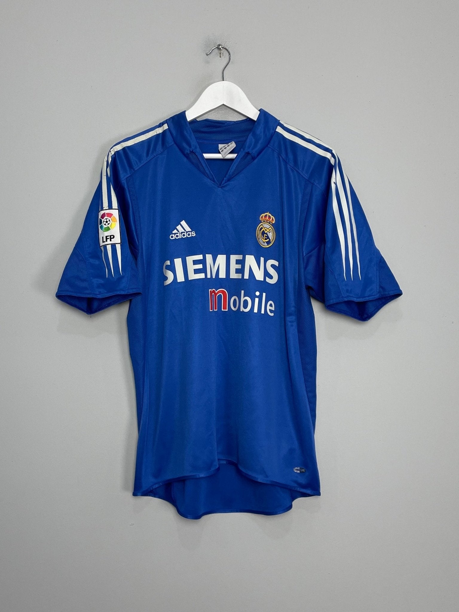 Shop 2004/05 REAL MADRID RONALDO #9 THIRD SHIRT (M) ADIDAS, classic football shirts, vintage football shirts & retro soccer jerseys at Cult Kits