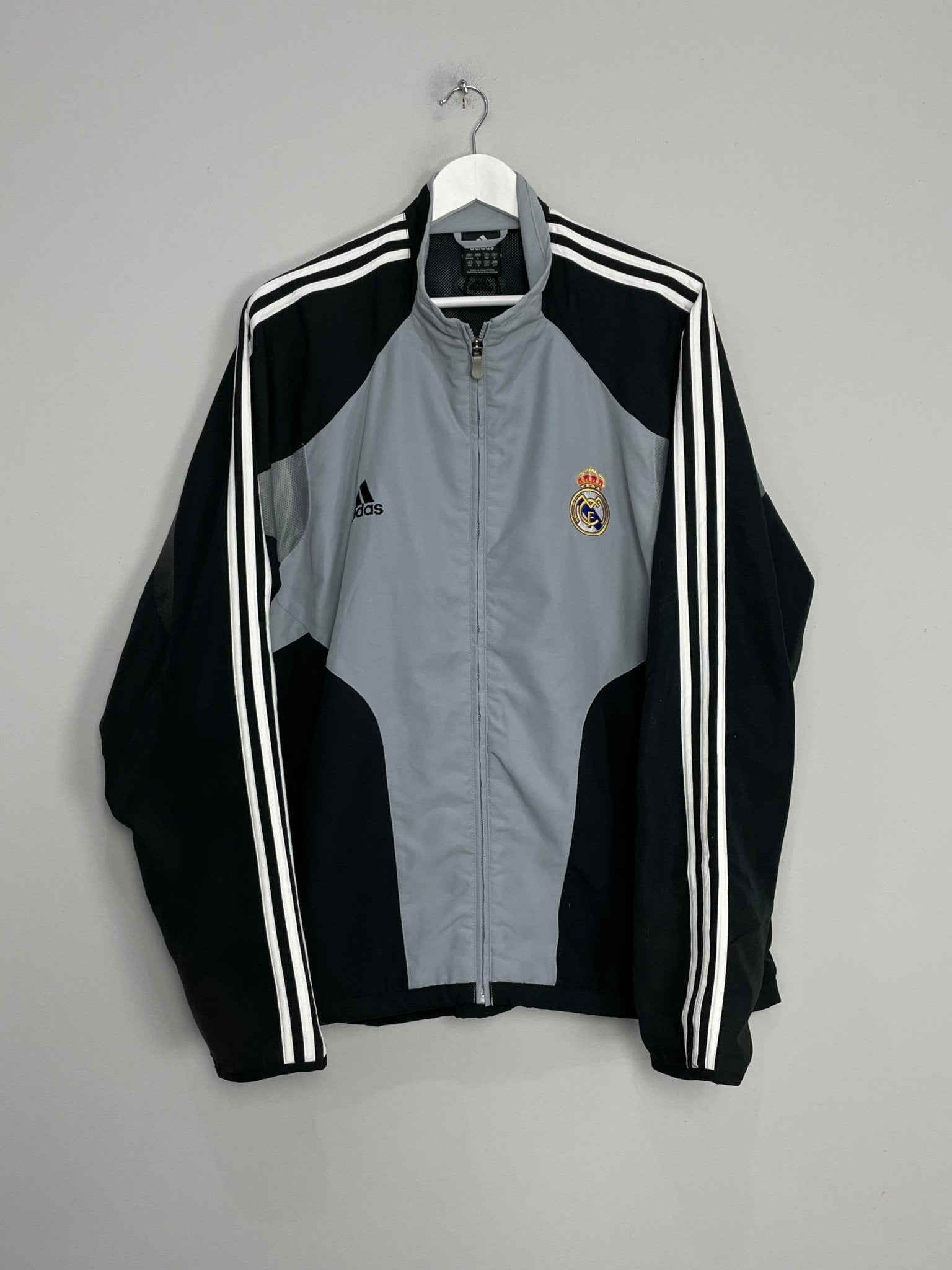 Shop 2004/05 REAL MADRID TRACK JACKET (L) ADIDAS, classic football shirts, vintage football shirts & retro soccer jerseys at Cult Kits