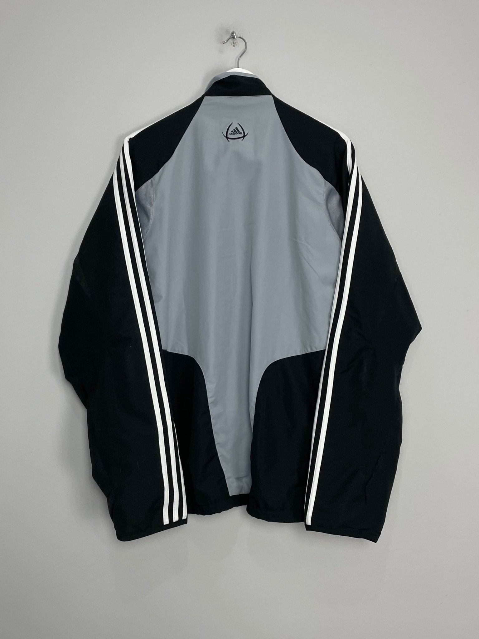 Shop 2004/05 REAL MADRID TRACK JACKET (L) ADIDAS, classic football shirts, vintage football shirts & retro soccer jerseys at Cult Kits