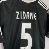 Shop 2004/05 REAL MADRID ZIDANE #5 AWAY SHIRT (M) ADIDAS, classic football shirts, vintage football shirts & retro soccer jerseys at Cult Kits