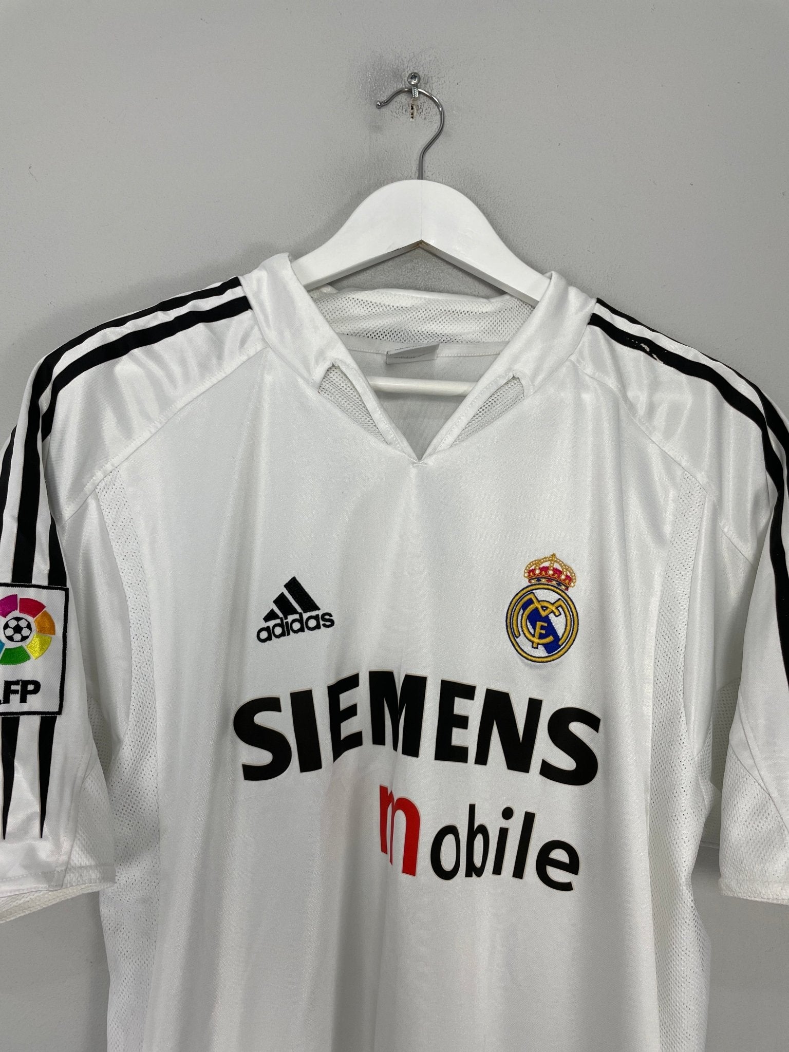 Shop 2004/05 REAL MADRID ZIDANE #5 HOME SHIRT (L) ADIDAS, classic football shirts, vintage football shirts & retro soccer jerseys at Cult Kits