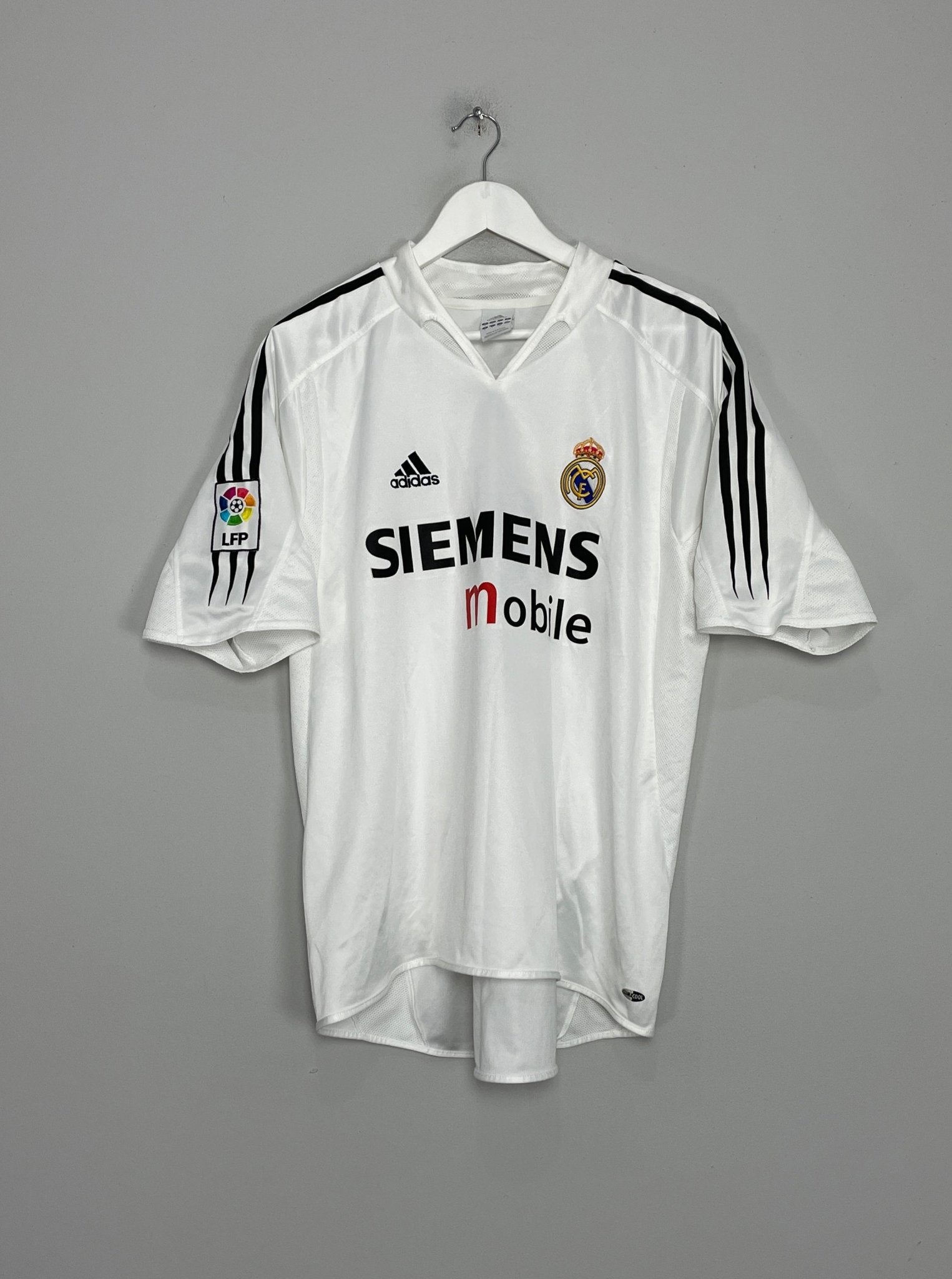 Shop 2004/05 REAL MADRID ZIDANE #5 HOME SHIRT (L) ADIDAS, classic football shirts, vintage football shirts & retro soccer jerseys at Cult Kits