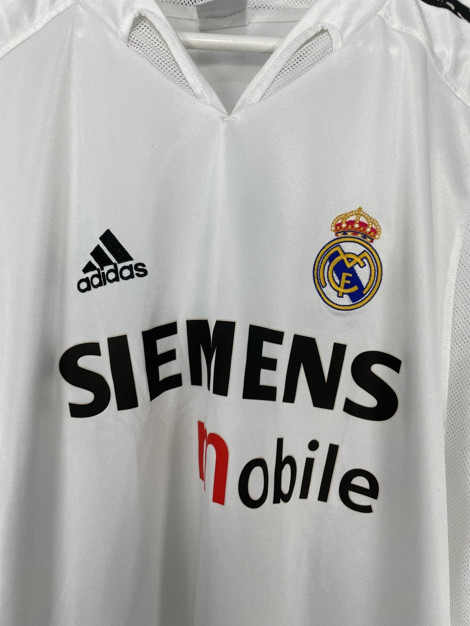 Shop 2004/05 REAL MADRID ZIDANE #5 HOME SHIRT (L) ADIDAS, classic football shirts, vintage football shirts & retro soccer jerseys at Cult Kits
