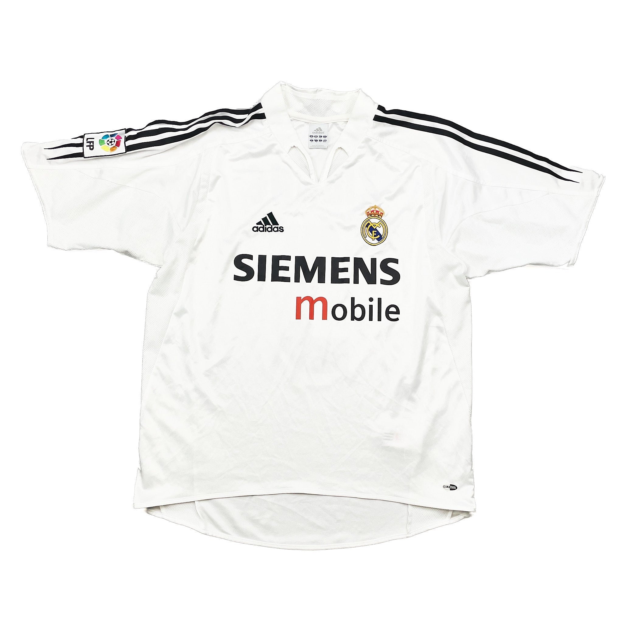 Buy 2004/05 Real Madrid Zidane 5 Home Shirt (M) Adidas ~ Free worldwide shipping available ~ Authentic Vintage Football Shirts from Cult Kits
