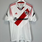 Shop 2004/05 RIVER PLATE HOME SHIRT (L) ADIDAS, classic football shirts, vintage football shirts & retro soccer jerseys at Cult Kits