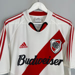 Shop 2004/05 RIVER PLATE HOME SHIRT (L) ADIDAS, classic football shirts, vintage football shirts & retro soccer jerseys at Cult Kits