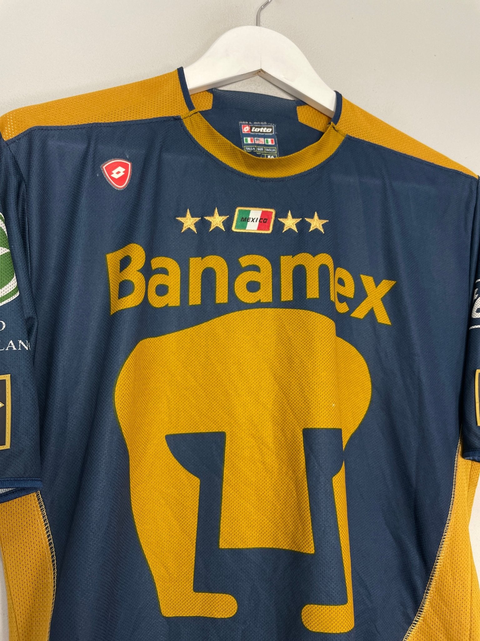Shop 2004/05 UNAM PUMAS AWAY SHIRT (L) LOTTO, classic football shirts, vintage football shirts & retro soccer jerseys at Cult Kits