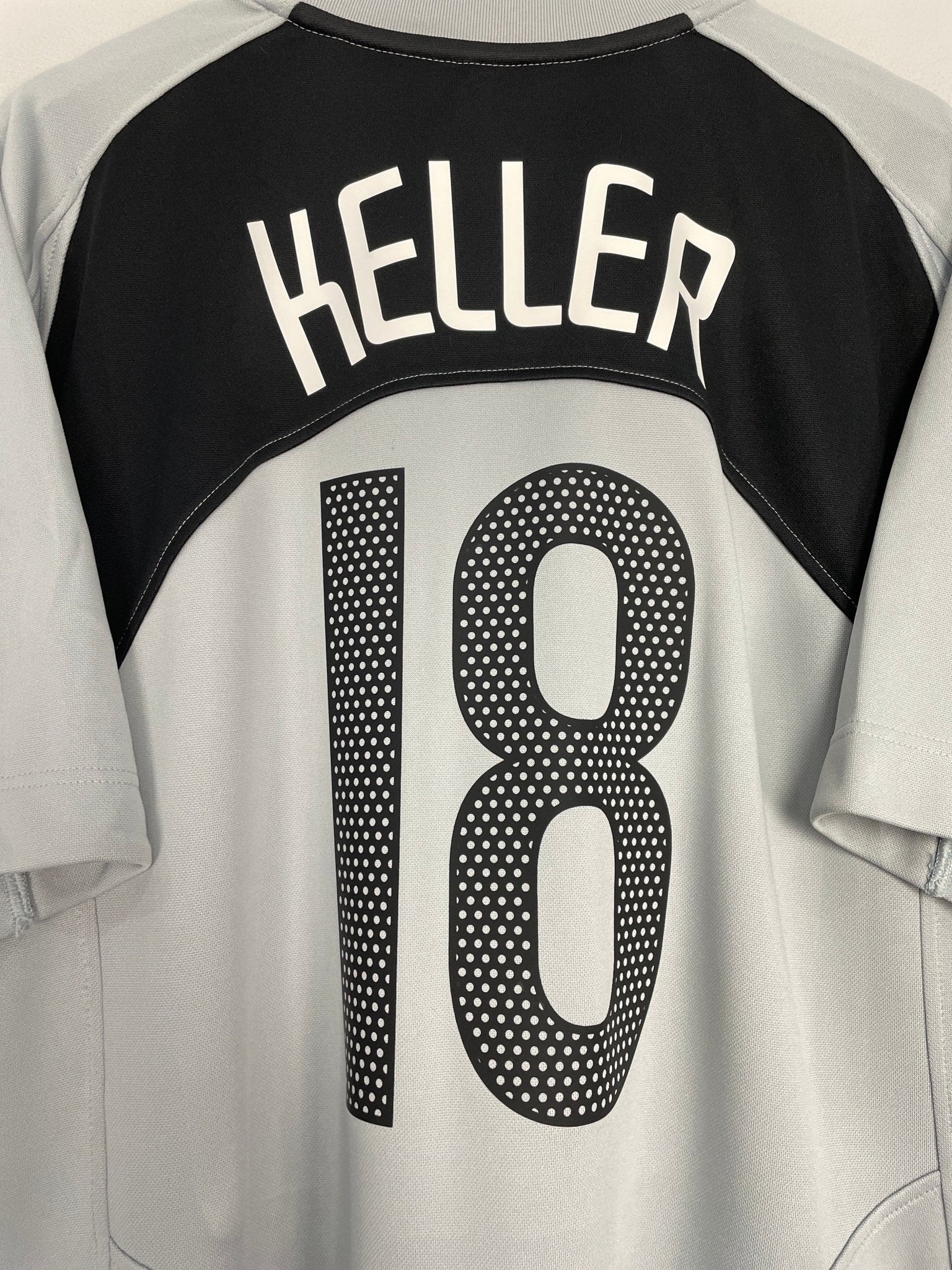 Shop 2004/05 USA KELLER #18 GK SHIRT (XXL) NIKE, classic football shirts, vintage football shirts & retro soccer jerseys at Cult Kits