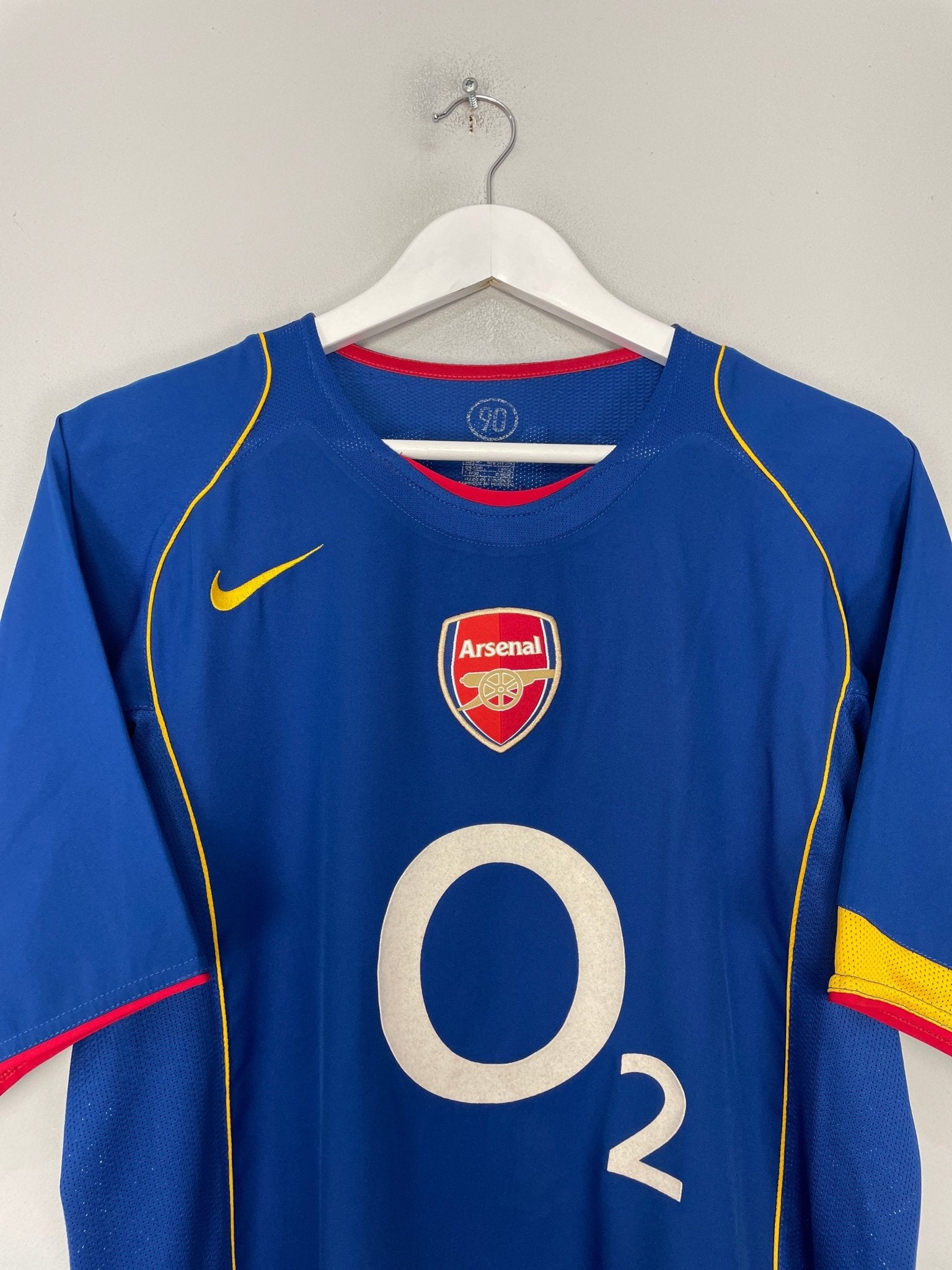 Shop 2004/06 ARSENAL HENRY #14 AWAY SHIRT (M) NIKE, classic football shirts, vintage football shirts & retro soccer jerseys at Cult Kits