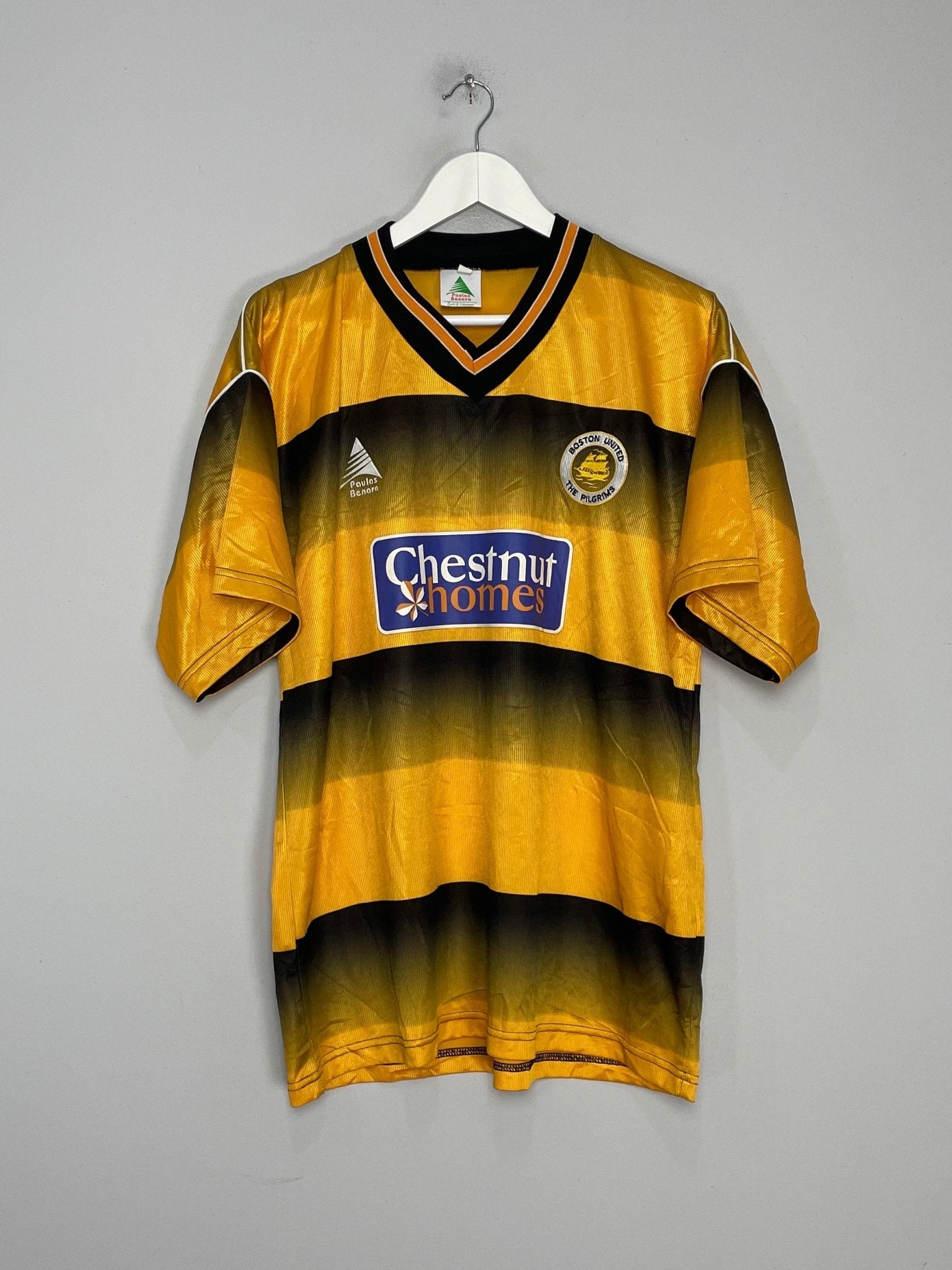 Shop 2004/06 BOSTON UNITED HOME SHIRT (L) PAULAS BENARA, classic football shirts, vintage football shirts & retro soccer jerseys at Cult Kits