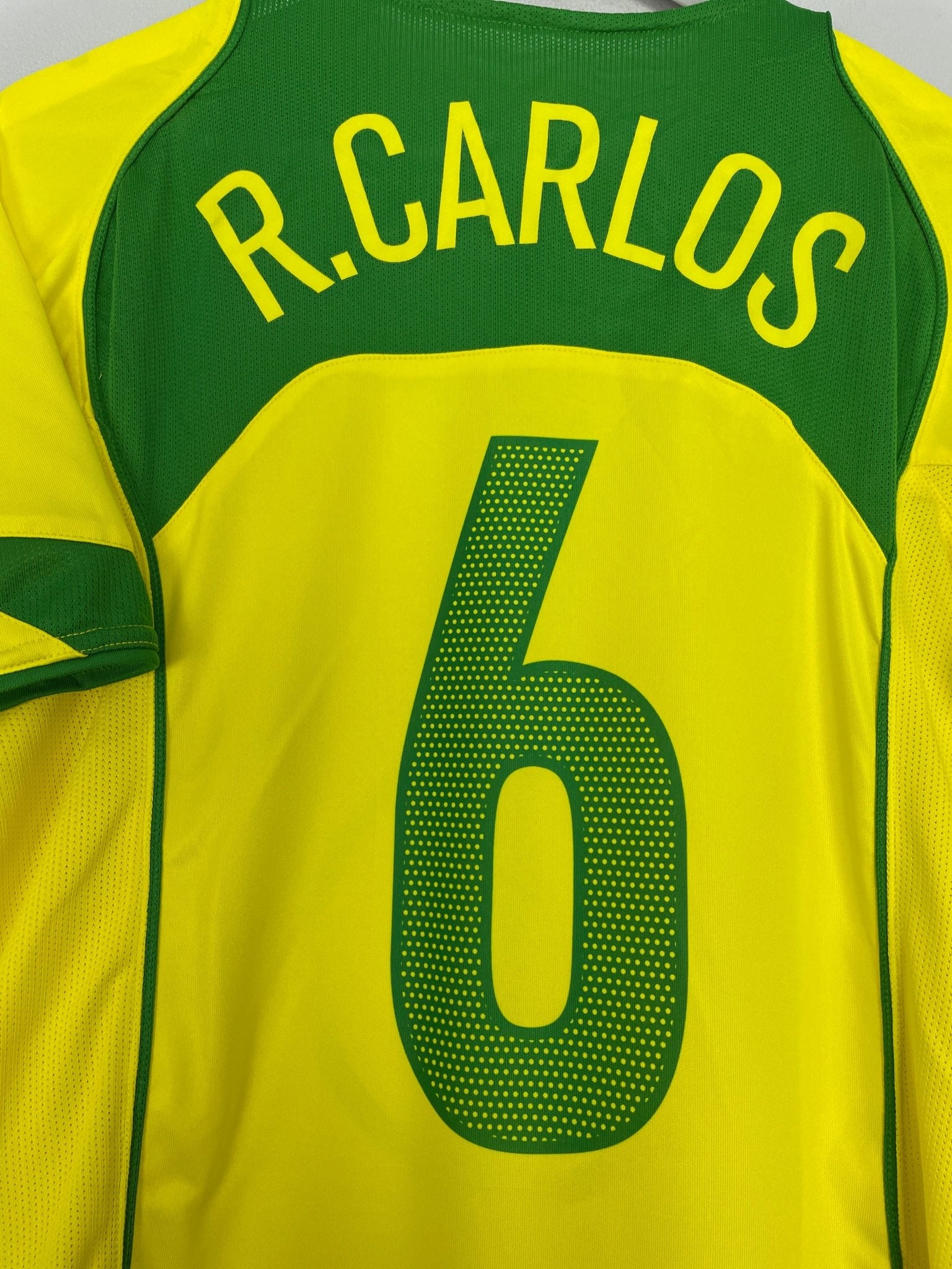 Shop 2004/06 BRAZIL R.CARLOS #6 HOME SHIRT (S) NIKE, classic football shirts, vintage football shirts & retro soccer jerseys at Cult Kits