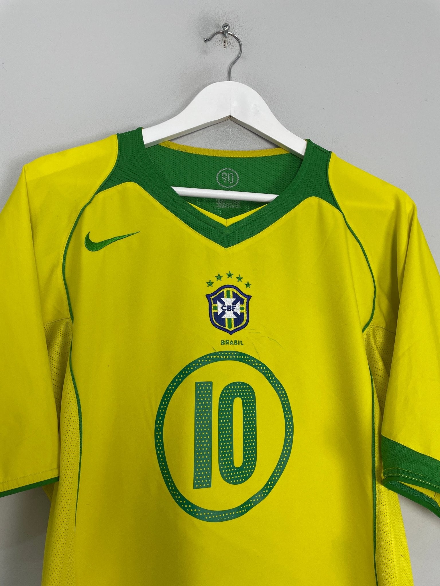 Shop 2004/06 BRAZIL RONALDINHO #10 HOME SHIRT (L) NIKE, classic football shirts, vintage football shirts & retro soccer jerseys at Cult Kits