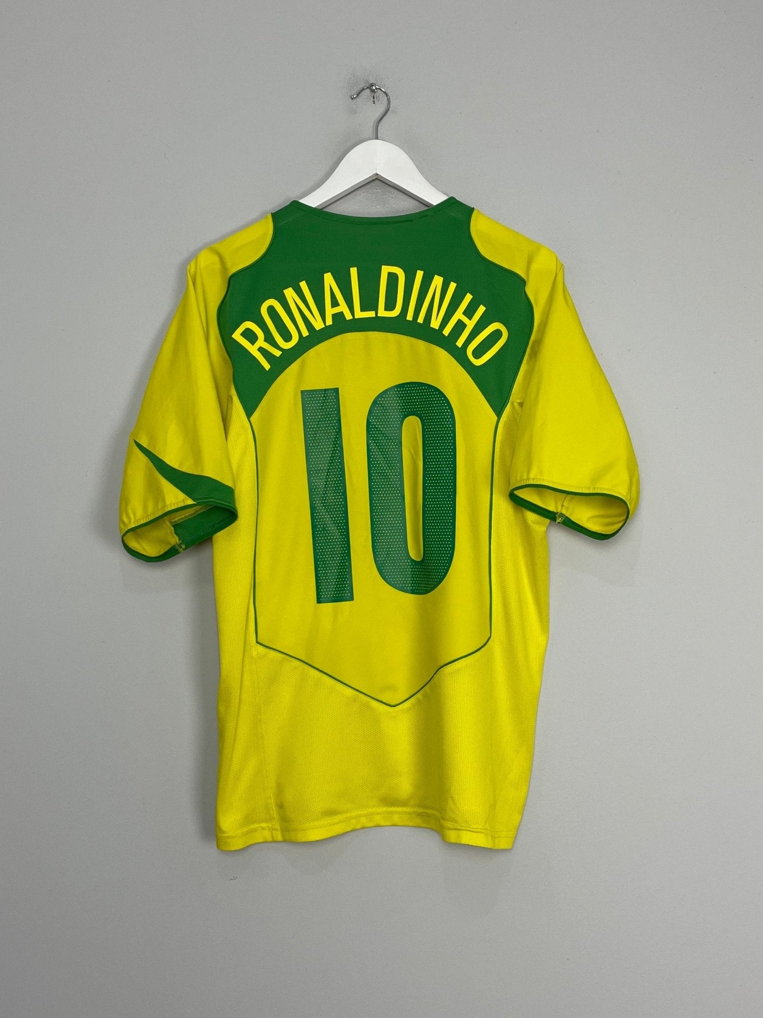 Shop 2004/06 BRAZIL RONALDINHO #10 HOME SHIRT (L) NIKE, classic football shirts, vintage football shirts & retro soccer jerseys at Cult Kits