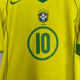 Shop 2004/06 BRAZIL RONALDINHO #10 HOME SHIRT (L) NIKE, classic football shirts, vintage football shirts & retro soccer jerseys at Cult Kits