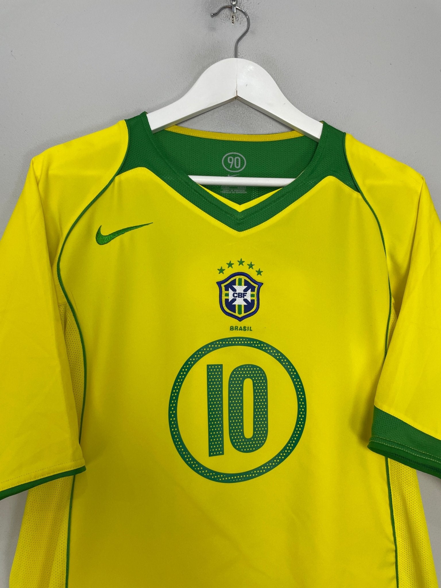 Shop 2004/06 BRAZIL RONALDINHO #10 HOME SHIRT (L) NIKE, classic football shirts, vintage football shirts & retro soccer jerseys at Cult Kits