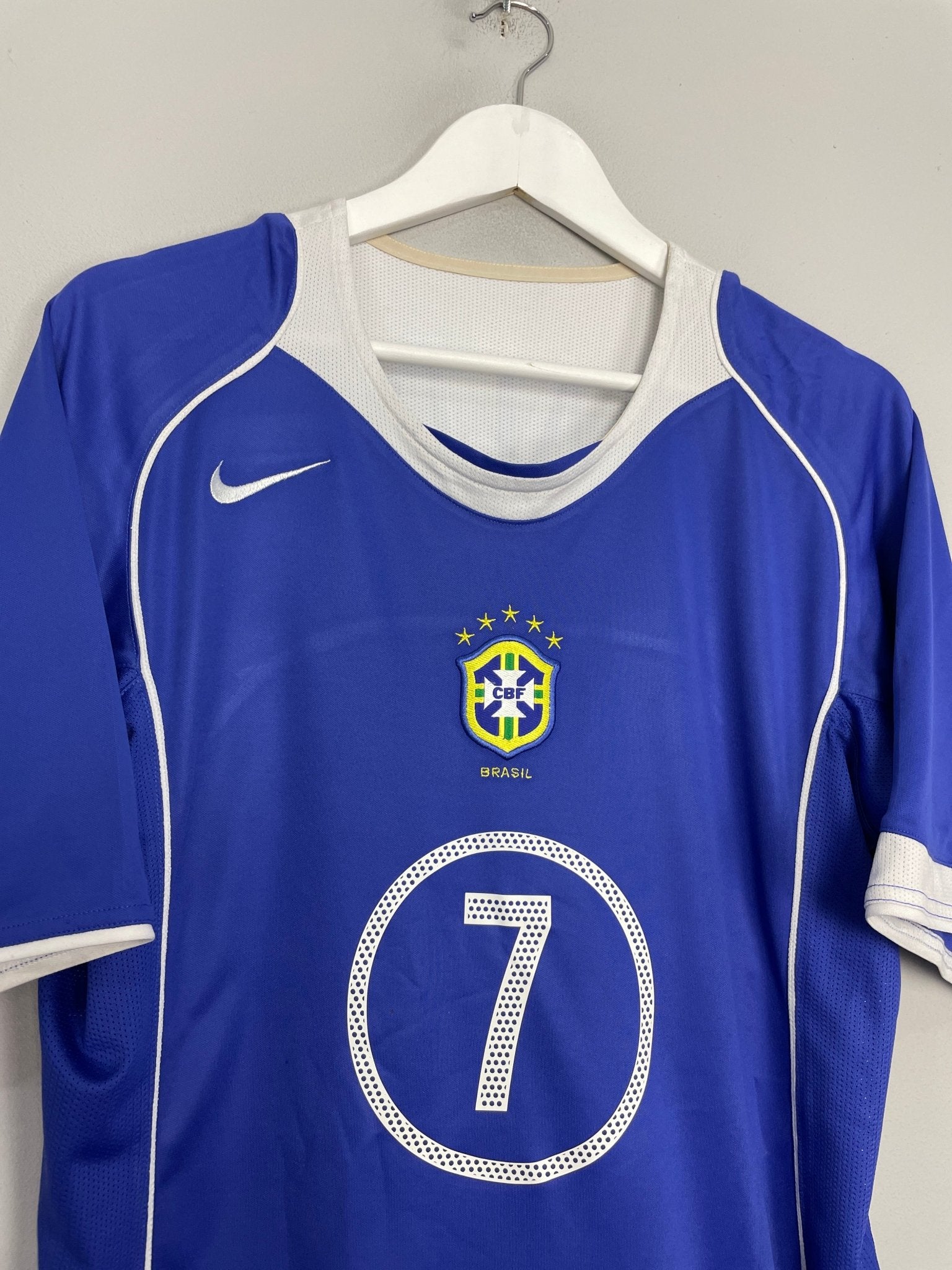 Shop 2004/06 BRAZIL RONALDINHO #7 AWAY SHIRT (M/L) NIKE, classic football shirts, vintage football shirts & retro soccer jerseys at Cult Kits