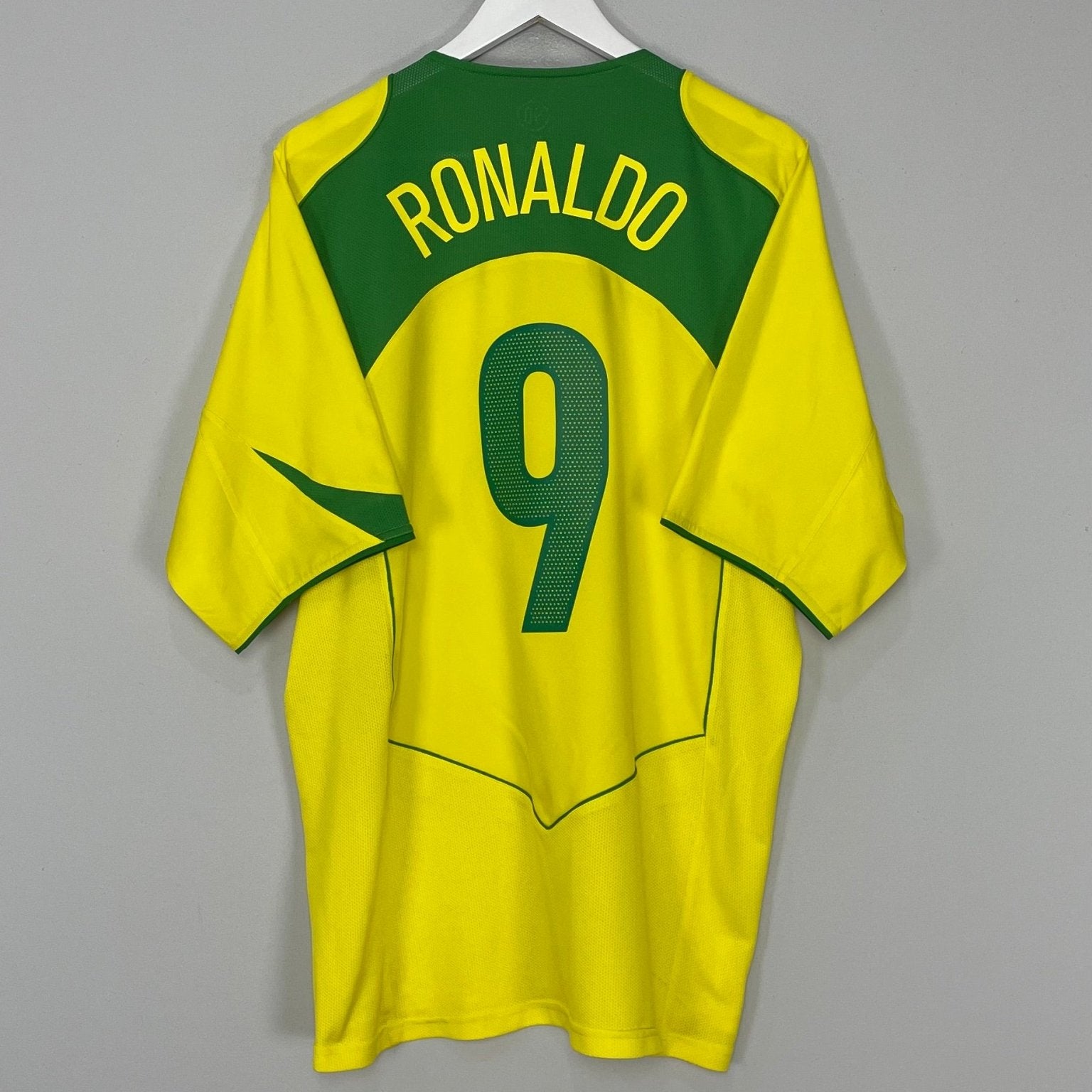 Shop 2004/06 BRAZIL RONALDO #9 HOME SHIRT (XL) NIKE, classic football shirts, vintage football shirts & retro soccer jerseys at Cult Kits