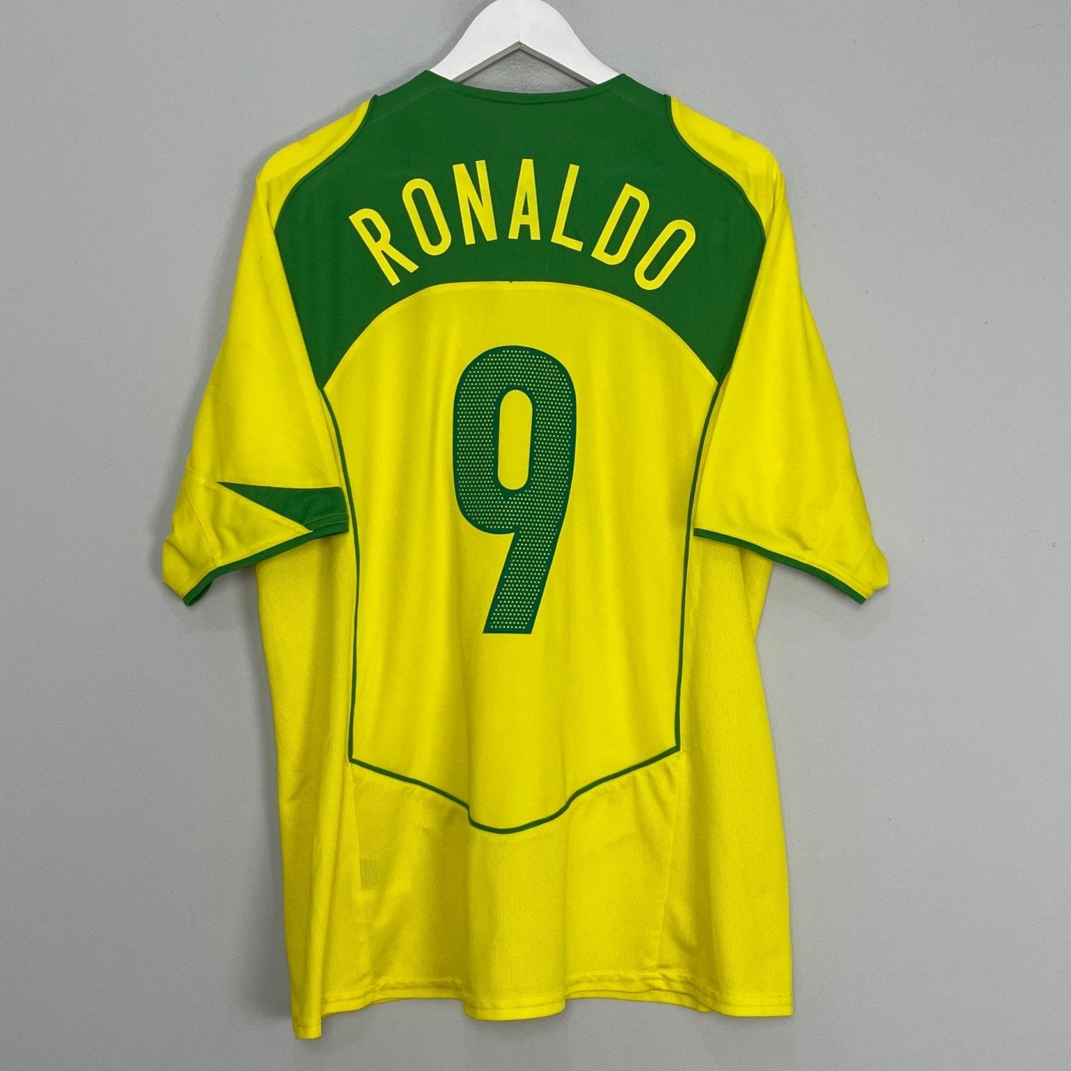 Shop 2004/06 BRAZIL RONALDO #9 HOME SHIRT (XL) NIKE, classic football shirts, vintage football shirts & retro soccer jerseys at Cult Kits