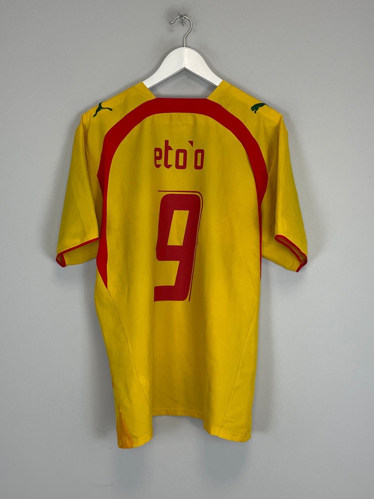 Shop 2004/06 CAMEROON ETO'O #9 AWAY SHIRT (L) PUMA, classic football shirts, vintage football shirts & retro soccer jerseys at Cult Kits