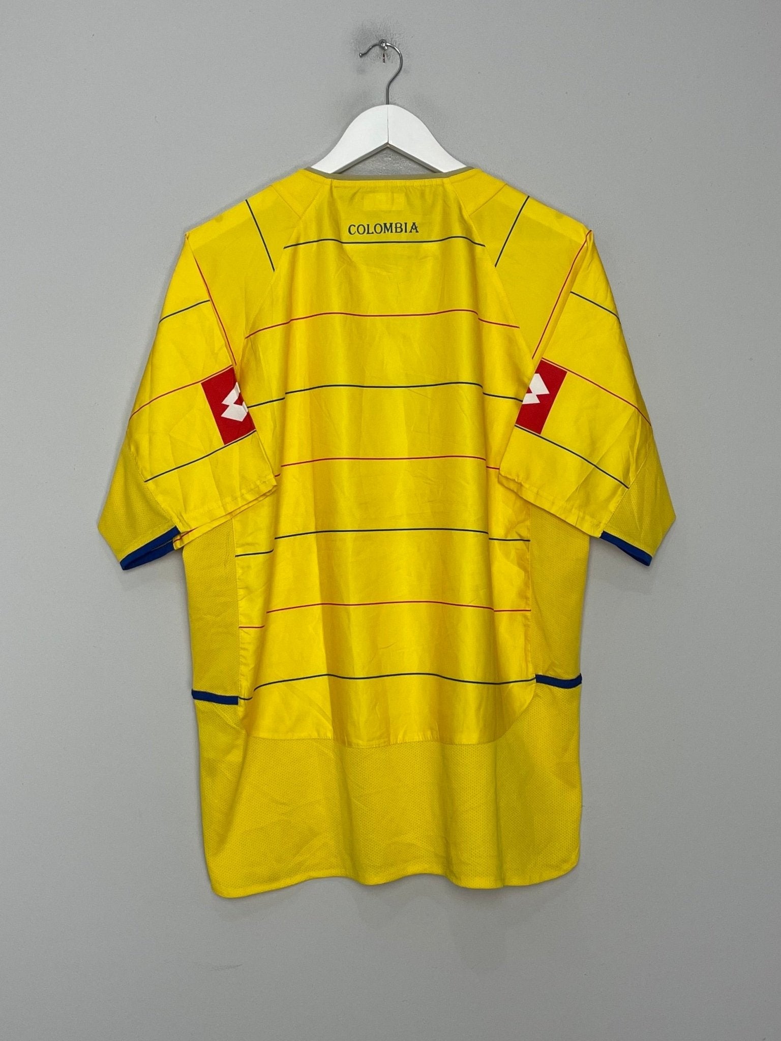 Shop 2004/06 COLOMBIA HOME SHIRT (XL) LOTTO, classic football shirts, vintage football shirts & retro soccer jerseys at Cult Kits