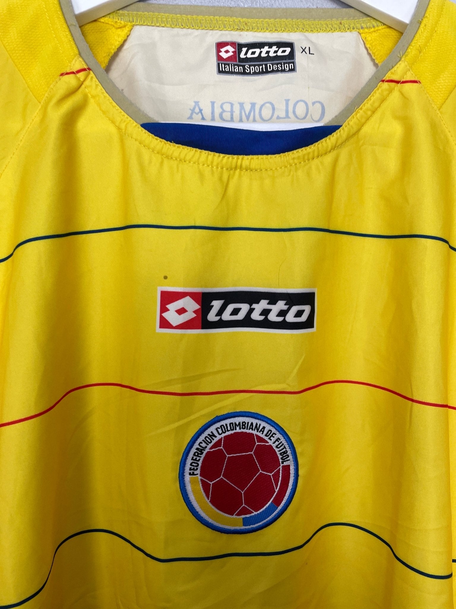 Shop 2004/06 COLOMBIA HOME SHIRT (XL) LOTTO, classic football shirts, vintage football shirts & retro soccer jerseys at Cult Kits