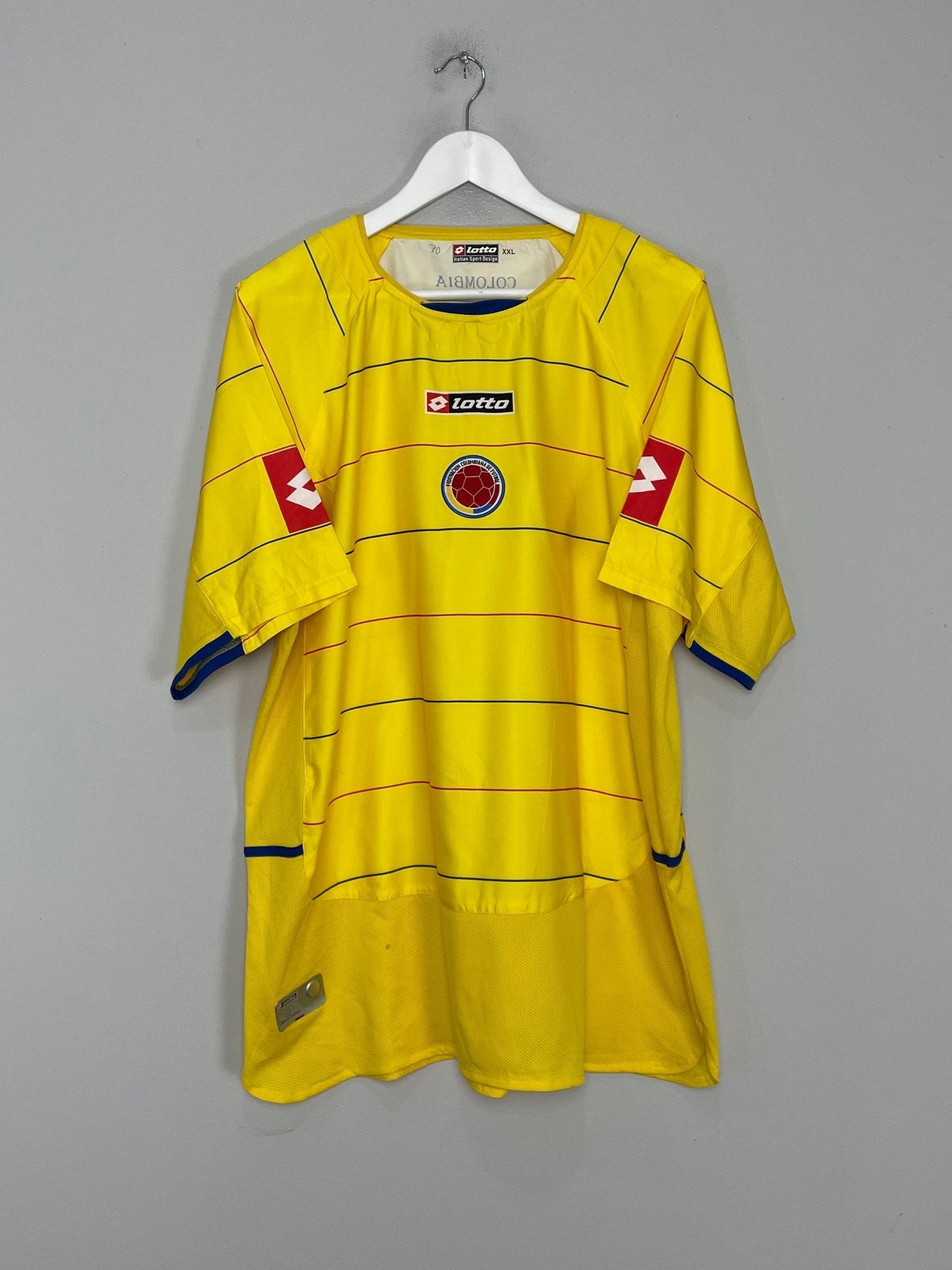 Shop 2004/06 COLOMBIA HOME SHIRT (XXL) LOTTO, classic football shirts, vintage football shirts & retro soccer jerseys at Cult Kits