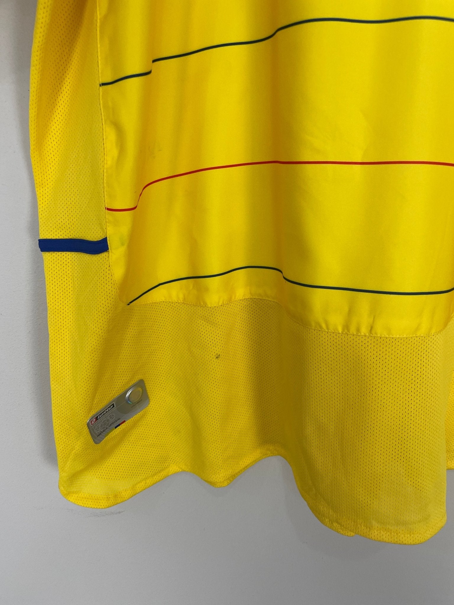 Shop 2004/06 COLOMBIA HOME SHIRT (XXL) LOTTO, classic football shirts, vintage football shirts & retro soccer jerseys at Cult Kits