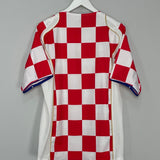 Shop 2004/06 CROATIA HOME SHIRT (L) NIKE, classic football shirts, vintage football shirts & retro soccer jerseys at Cult Kits