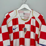 Shop 2004/06 CROATIA HOME SHIRT (XL) NIKE, classic football shirts, vintage football shirts & retro soccer jerseys at Cult Kits
