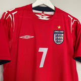 Shop 2004/06 ENGLAND BECKHAM #7 AWAY SHIRT (M) UMBRO, classic football shirts, vintage football shirts & retro soccer jerseys at Cult Kits