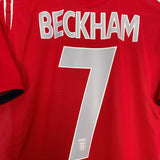 Shop 2004/06 ENGLAND BECKHAM #7 AWAY SHIRT (M) UMBRO, classic football shirts, vintage football shirts & retro soccer jerseys at Cult Kits