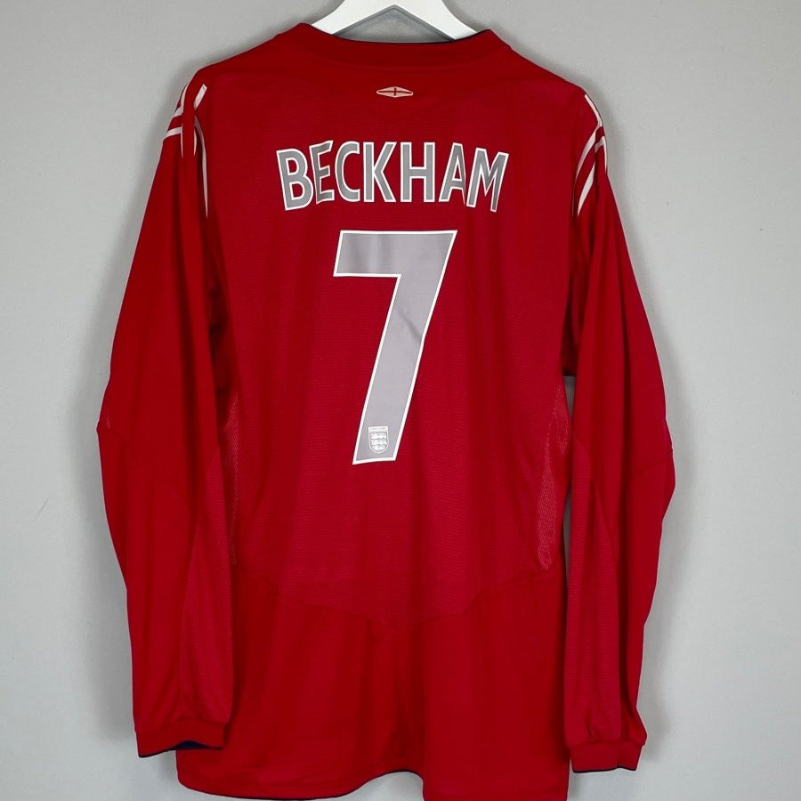 2004/06 ENGLAND BECKHAM 7 L/S AWAY SHIRT (XXL) UMBRO - Cult Kits - XXL - Buy Vintage Football Shirts, Authentic Retro Football Shirts For Sale, Classic Football Shirts & Soccer Jersey