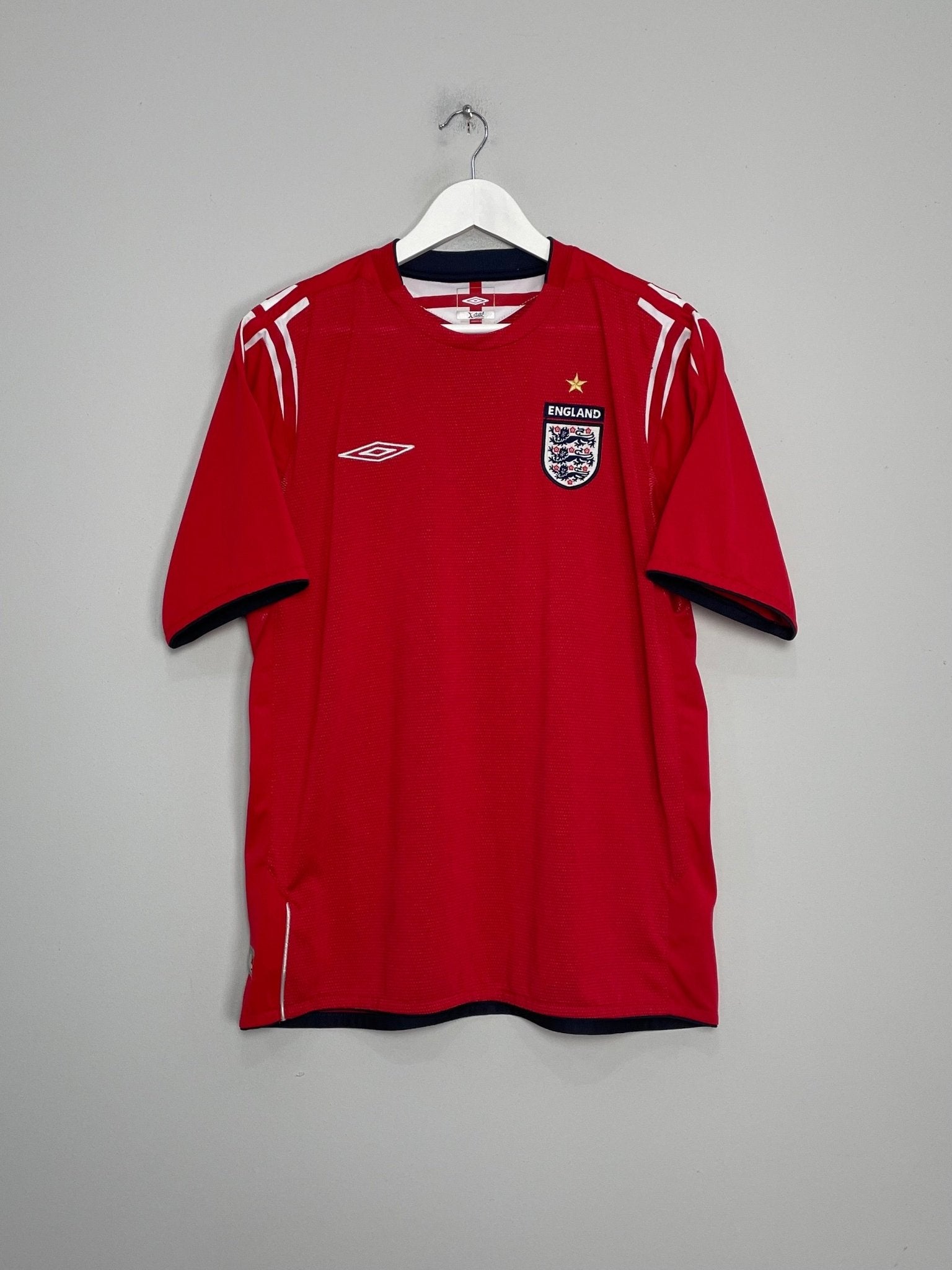 Shop 2004/06 ENGLAND OWEN #10 AWAY SHIRT (L) UMBRO, classic football shirts, vintage football shirts & retro soccer jerseys at Cult Kits