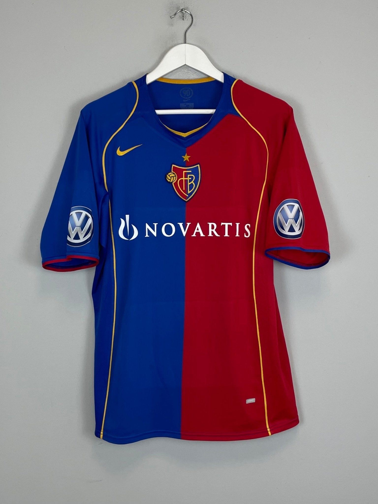 Shop 2004/06 FC BASEL HOME SHIRT (M) NIKE, classic football shirts, vintage football shirts & retro soccer jerseys at Cult Kits