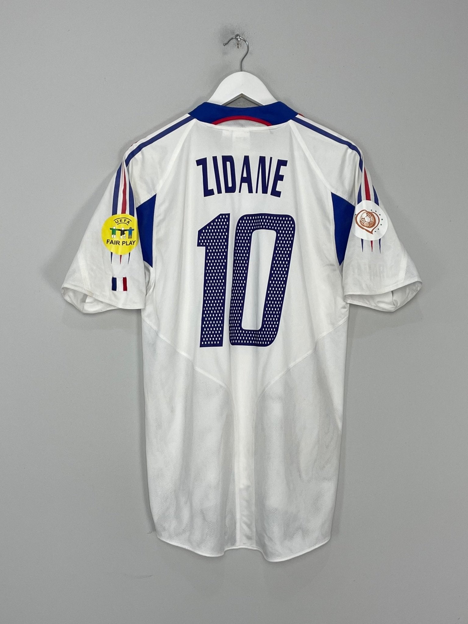 Shop 2004/06 FRANCE ZIDANE #10 AWAY SHIRT (M) ADIDAS, classic football shirts, vintage football shirts & retro soccer jerseys at Cult Kits