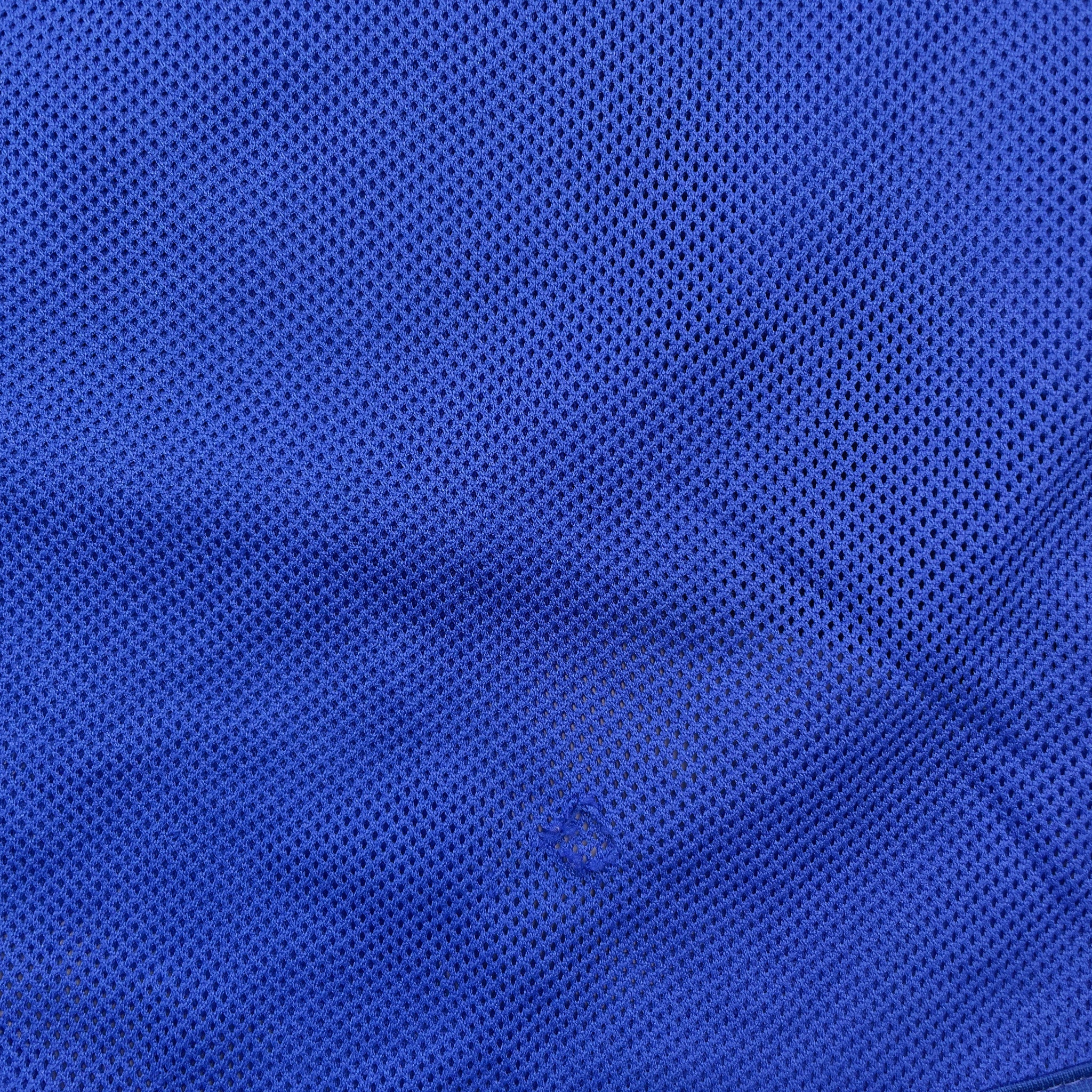 Buy 2004/06 France Zidane 10 Home Shirt (XL) Adidas ~ Free worldwide shipping available ~ Authentic Vintage Football Shirts from Cult Kits