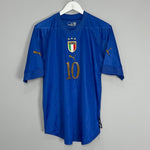 Shop 2004/06 ITALY TOTTI #10 HOME SHIRT (S) PUMA, classic football shirts, vintage football shirts & retro soccer jerseys at Cult Kits