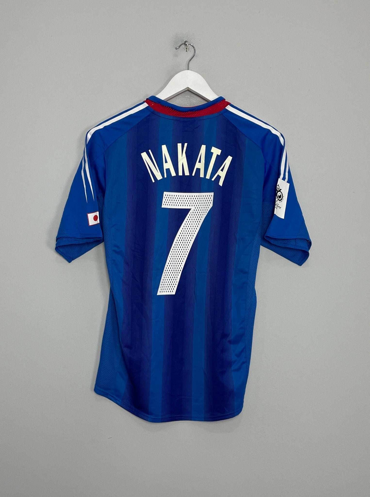 Shop 2004/06 JAPAN NAKATA #7 HOME SHIRT (M) ADIDAS, classic football shirts, vintage football shirts & retro soccer jerseys at Cult Kits