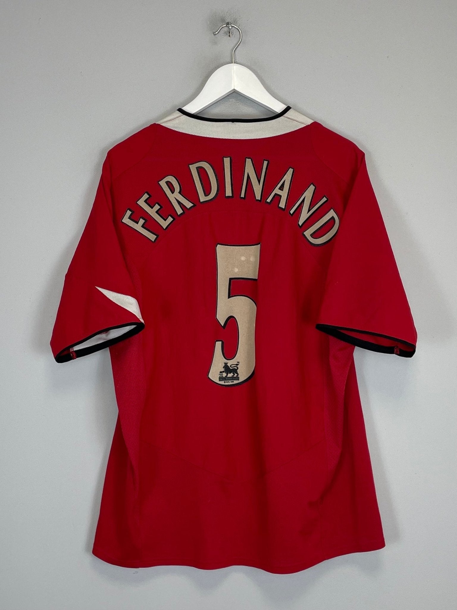 Shop 2004/06 MANCHESTER UNITED FERDINAND #5 HOME SHIRT (XL) NIKE, classic football shirts, vintage football shirts & retro soccer jerseys at Cult Kits