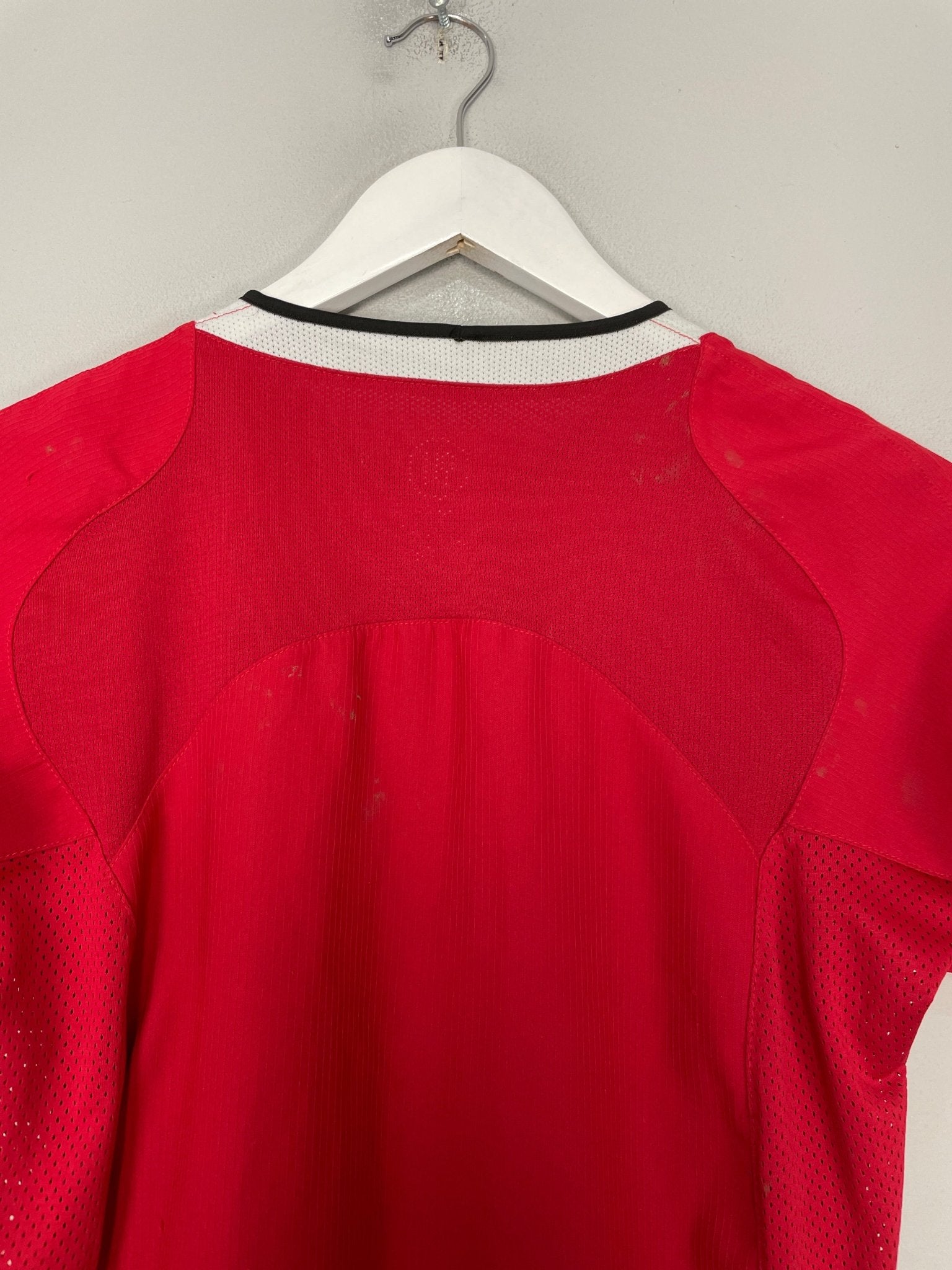 Shop 2004/06 MANCHESTER UNITED HOME SHIRT (L.KIDS) NIKE, classic football shirts, vintage football shirts & retro soccer jerseys at Cult Kits