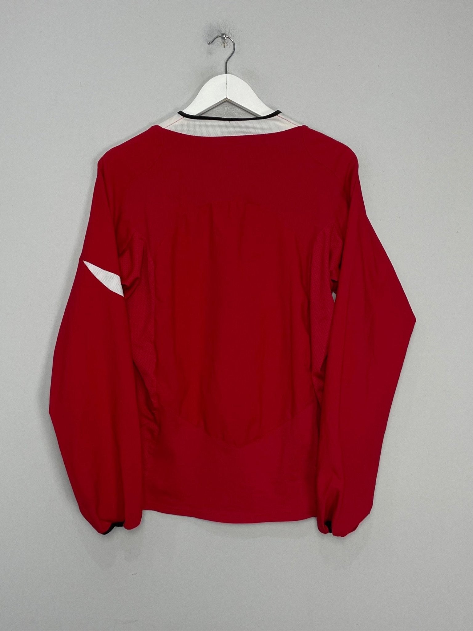 Shop 2004/06 MANCHESTER UNITED L/S HOME SHIRT (L) NIKE, classic football shirts, vintage football shirts & retro soccer jerseys at Cult Kits
