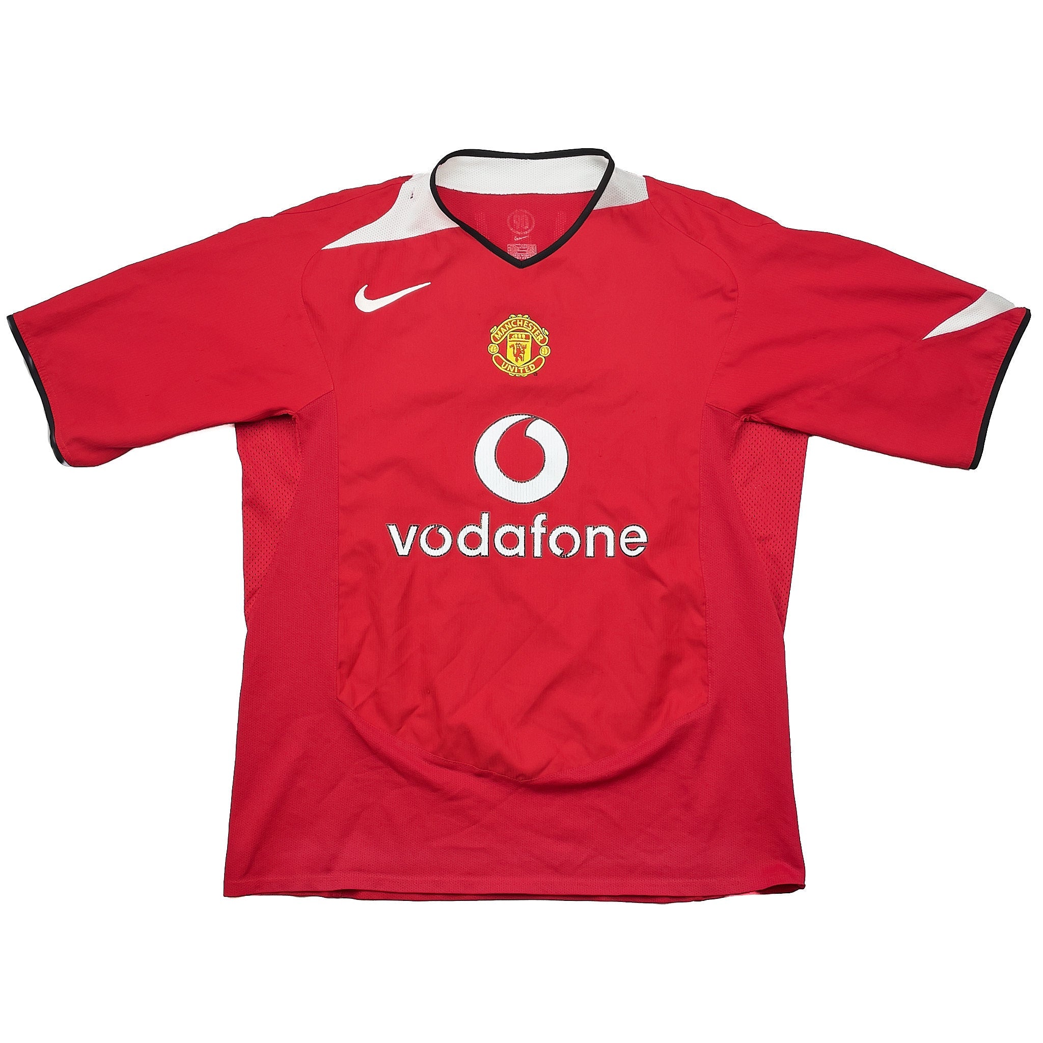 Buy 2004/06 Manchester United Ronaldo 7 Home Shirt (L) Nike ~ Free worldwide shipping available ~ Authentic Vintage Football Shirts from Cult Kits
