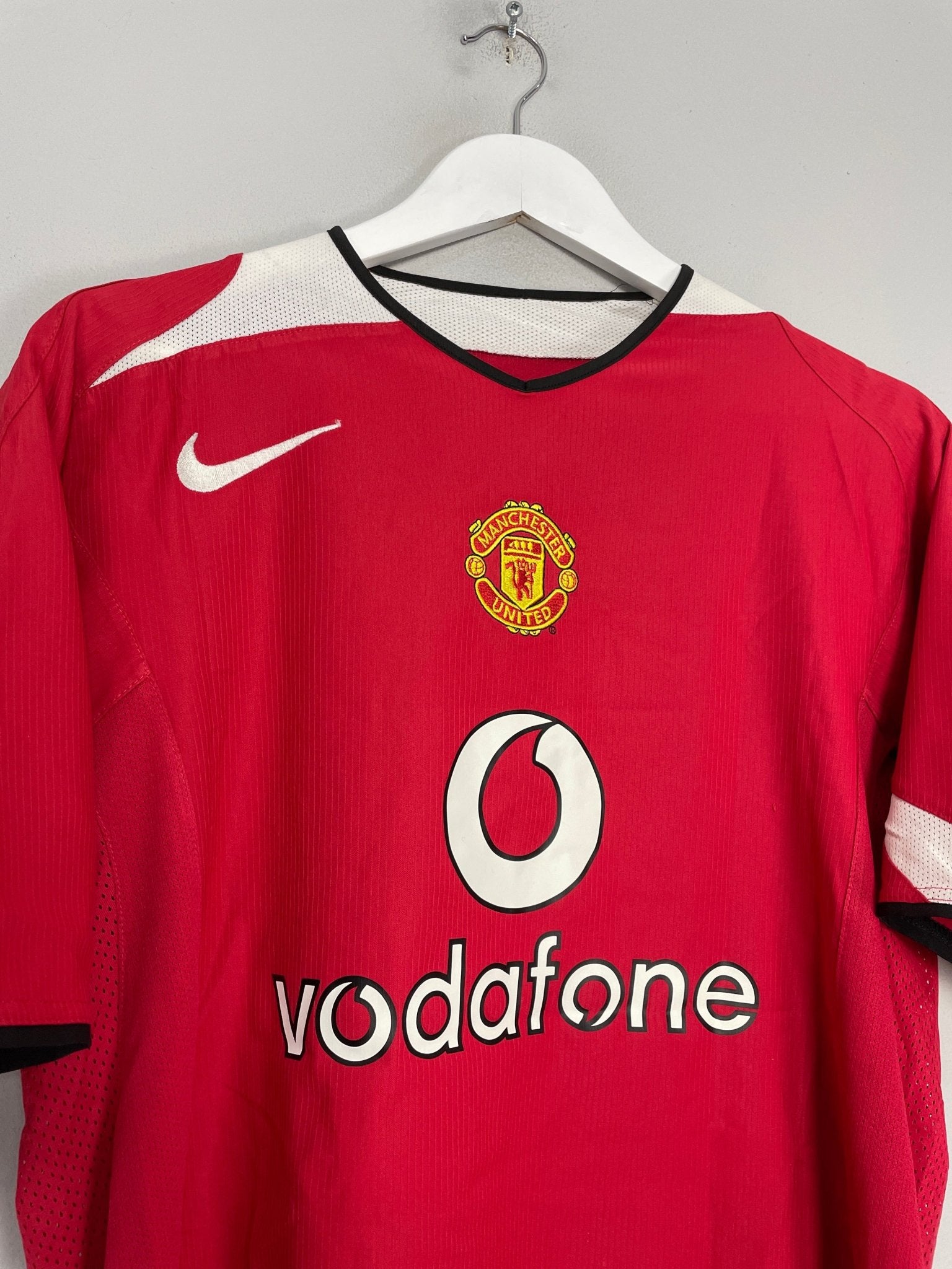 Shop 2004/06 MANCHESTER UNITED RONALDO #7 HOME SHIRT (M) NIKE, classic football shirts, vintage football shirts & retro soccer jerseys at Cult Kits
