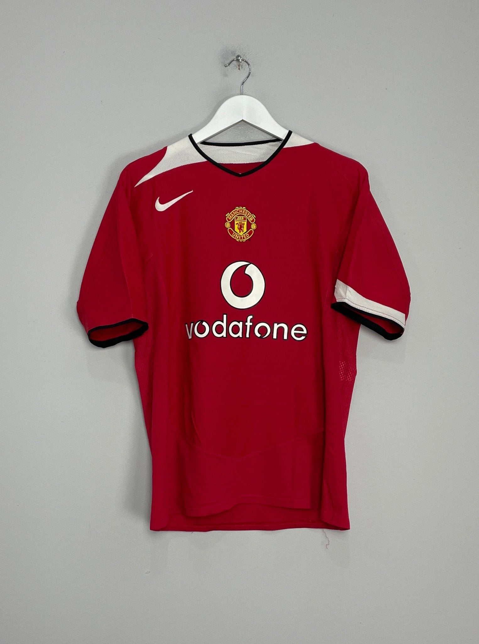 Shop 2004/06 MANCHESTER UNITED RONALDO #7 HOME SHIRT (M) NIKE, classic football shirts, vintage football shirts & retro soccer jerseys at Cult Kits