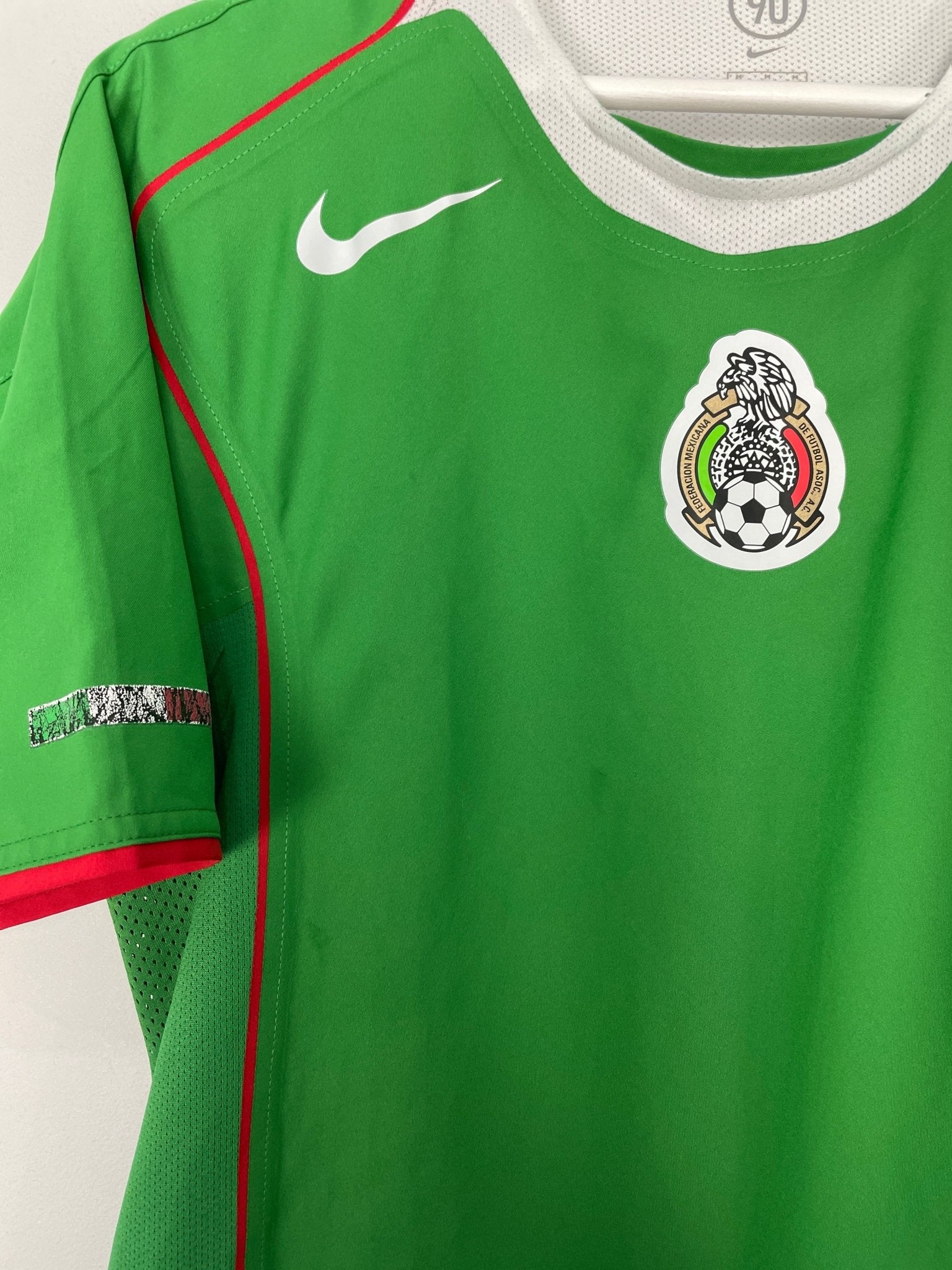Shop 2004/06 MEXICO #19 HOME SHIRT (M) NIKE BASIC, classic football shirts, vintage football shirts & retro soccer jerseys at Cult Kits