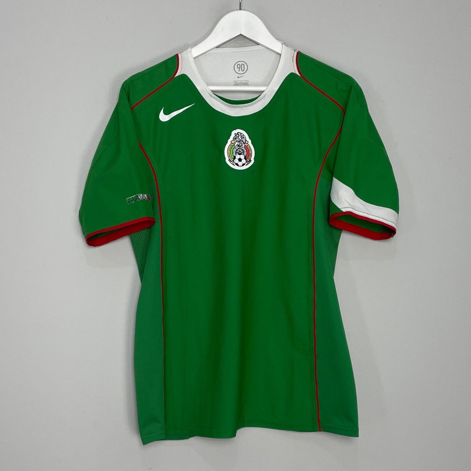 Shop 2004/06 MEXICO #19 HOME SHIRT (M) NIKE BASIC, classic football shirts, vintage football shirts & retro soccer jerseys at Cult Kits